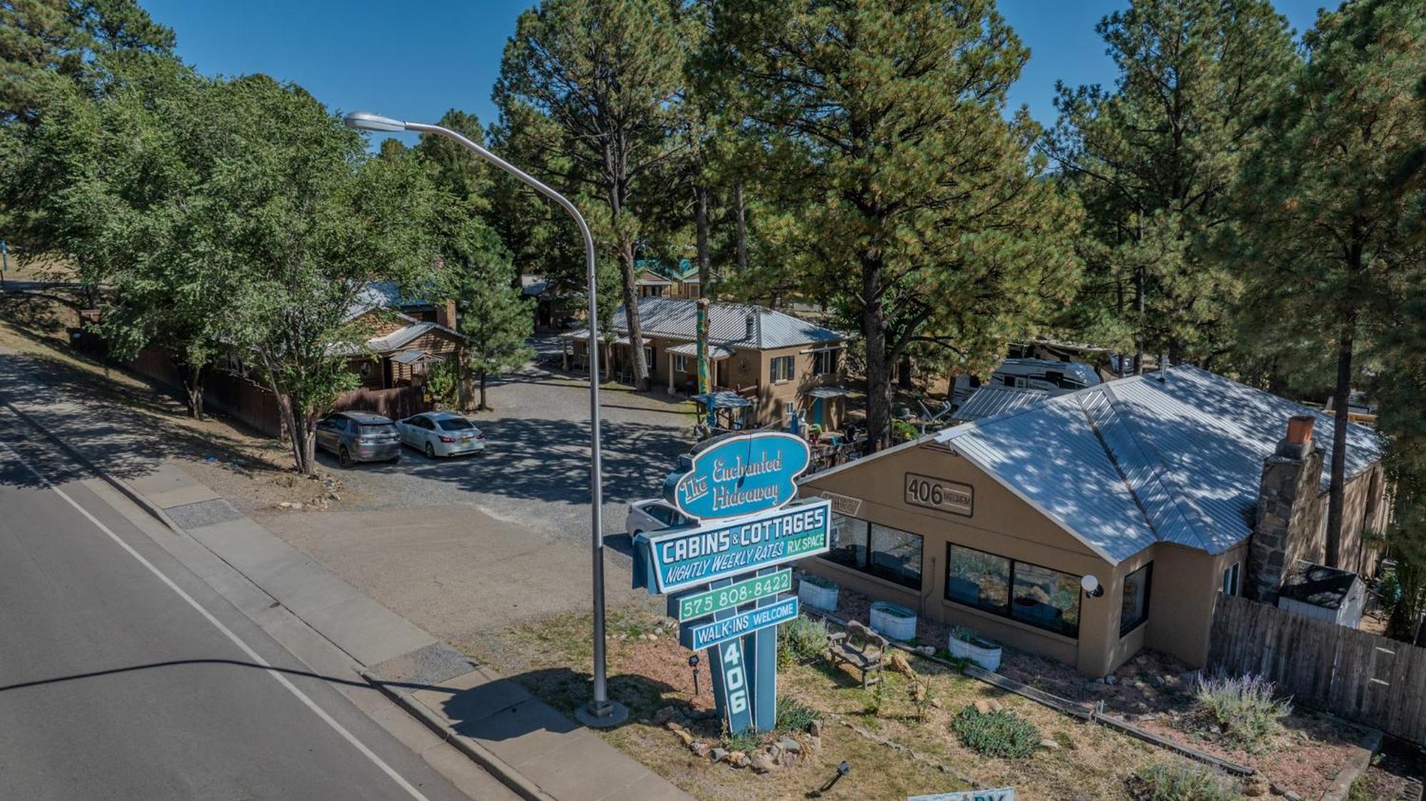 Enchanted Hideaway Cabins And Cottages Ruidoso Eksteriør bilde