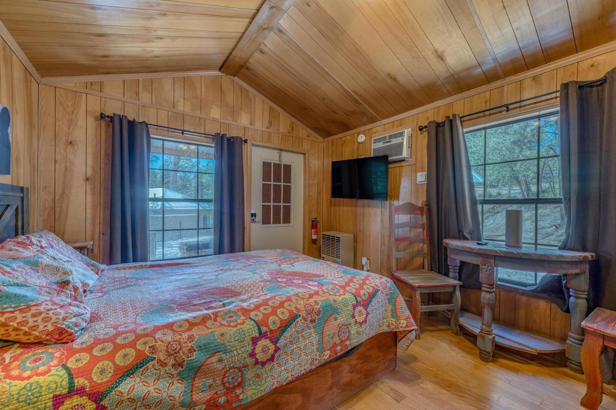 Enchanted Hideaway Cabins And Cottages Ruidoso Eksteriør bilde